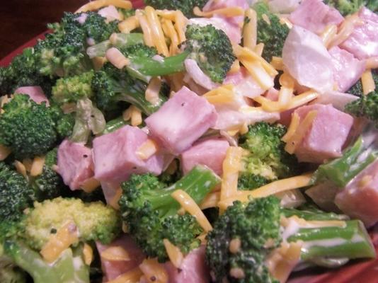 broccoli salade met ham