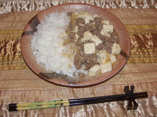 mapo dofu: pittige tofu met vleessaus (Szechwan-stijl)