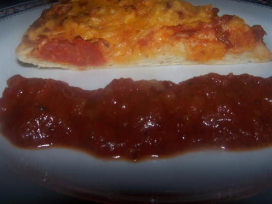 knoflookpizza saus