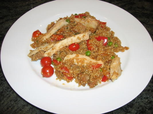 garnalen, worst en quinoa-jambalaya