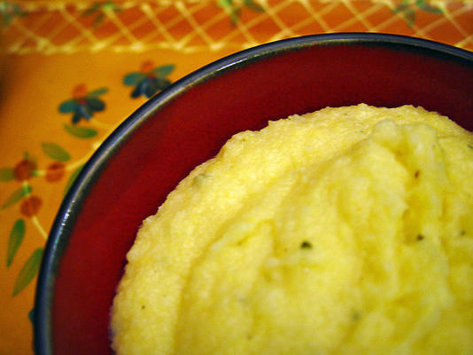 gekruide polenta van kaas