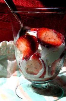 karmozijnrode aardbei sundae topper