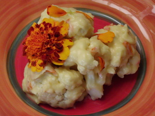 bloemkool met goudsbloemensaus