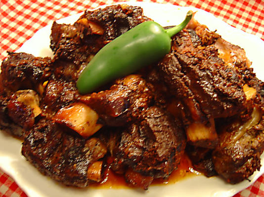 kruik pot korte ribben in ancho chili saus