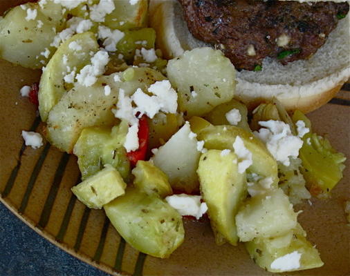 aardappelen, feta-kaas en pepers genot