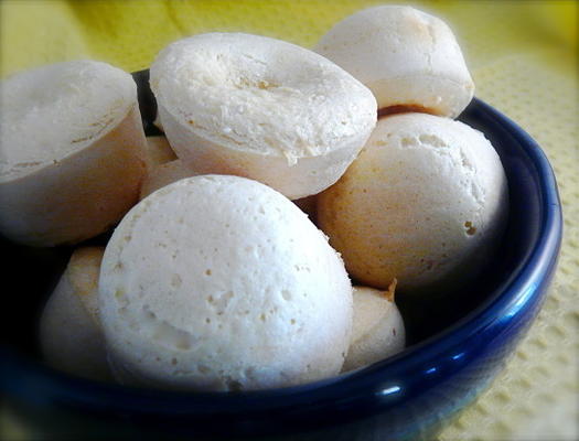 pandatilde; o de queijo (braziliaanse kaaswolken)