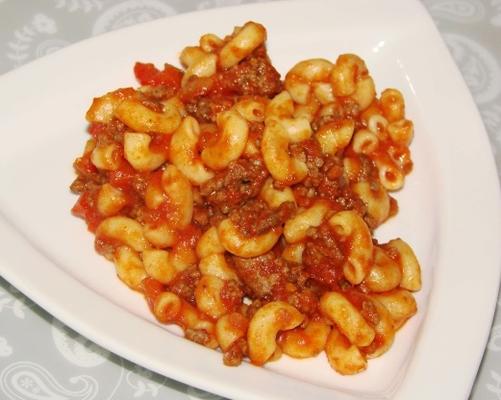 pepers, rundvlees en macaroni
