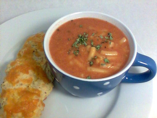 mama's tomaat macaroni soep