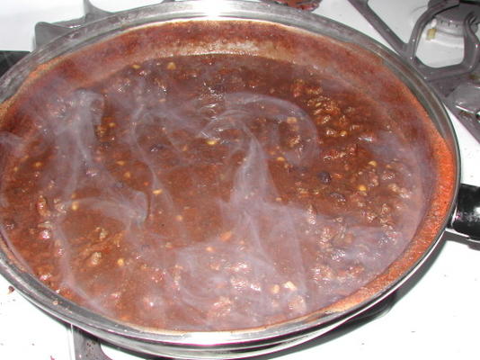 pittige zwarte boon en chorizo ​​chili