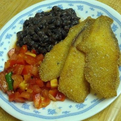 maïsmeel-crusted tilapia met zwarte bonen en salsa