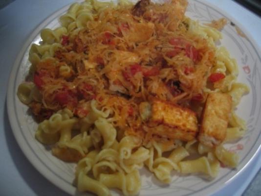 veganistische zuurkool en tomatenpasta