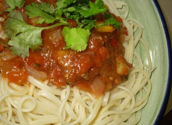 knoflookspaghetti met gebakken groenten