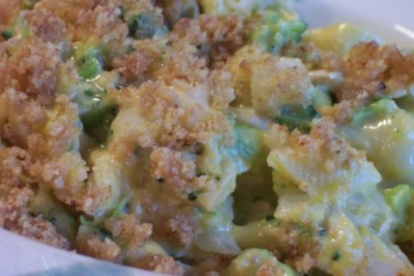 broccoli en tonijn macaroni en kaas braadpan