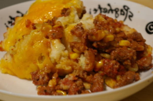 gelaagd rundvlees en aardappelpuree (crock pot)