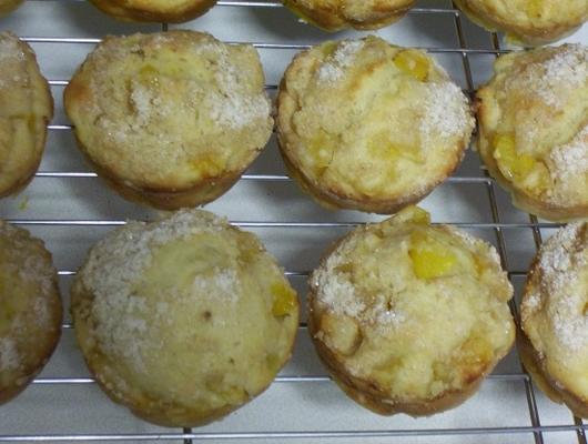 peachy muffins
