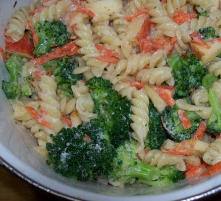 zoetzure broccoli pastasalade