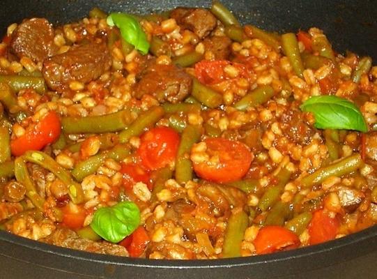 lams- en groene bonenstoofpot met spelt (farro)