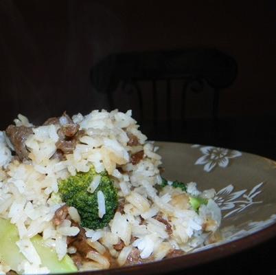 Chinese stijl rundvlees broccoli en rijst