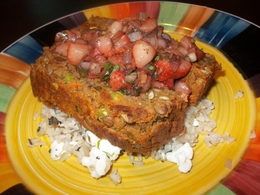 linzenbrood met aardbeisaus