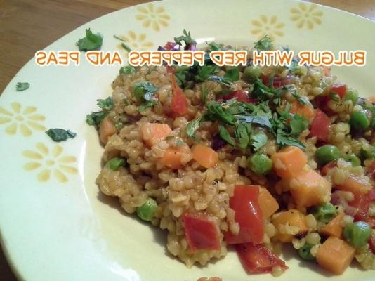 bulgur met rode peper en erwten