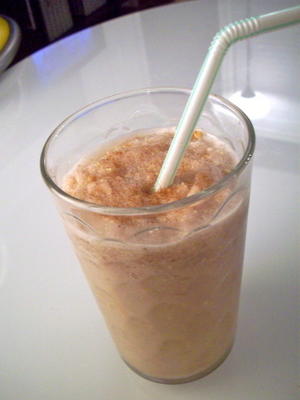 dee's horchata milkshake