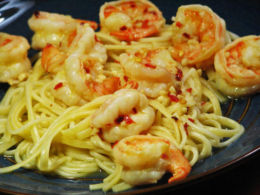 pasta met garnalen in knoflooksaus (fideos con gambas)