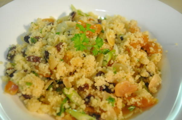 zoete en pittige salade van couscous