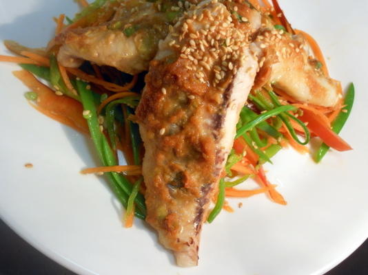 miso vis met sneeuw erwten salade