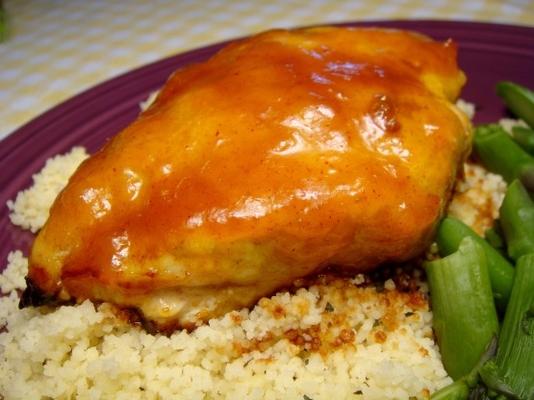 gekruide kip met chutney en couscous