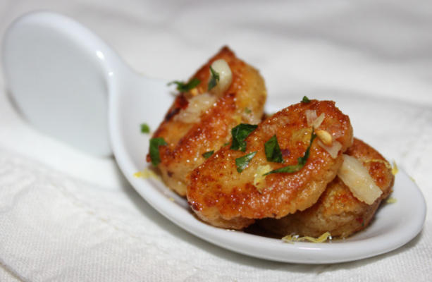 gefrituurde citro-ricotta gnocchi