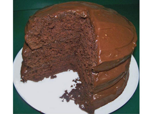 chocolade laag cake met chocolade roomkaas glimmertjes
