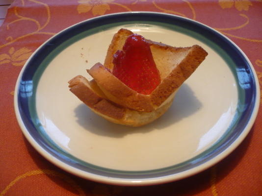 glutenvrije aardbeien toast kopjes