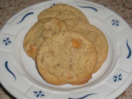 butterscotch-peanut butter cookies