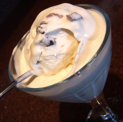 Kahlua Pecan Chunk Ice Cream