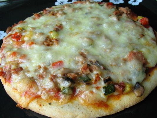chili tonijn pizza