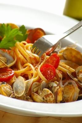 spaghetti alle vongole (spaghetti met mosselen)