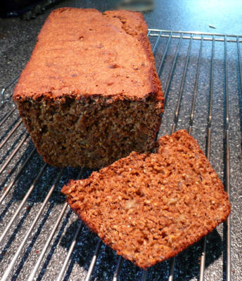 volkoren maïsmeel melasse bananenbrood