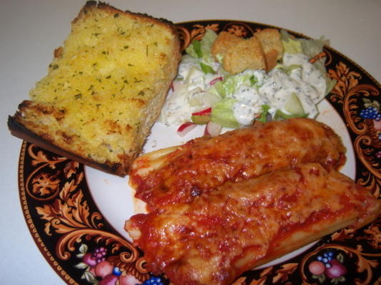 manicotti met kalkoen, cremini-paddenstoelen en ricotta