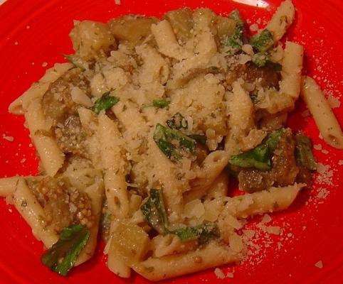 geroosterde aubergine en knoflook met pasta