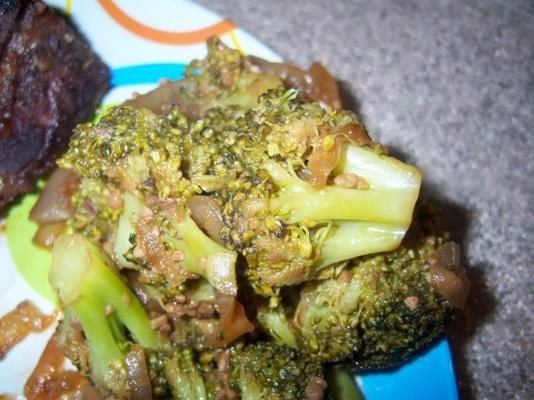 geroerbakte broccoli met Thaise oestersaus