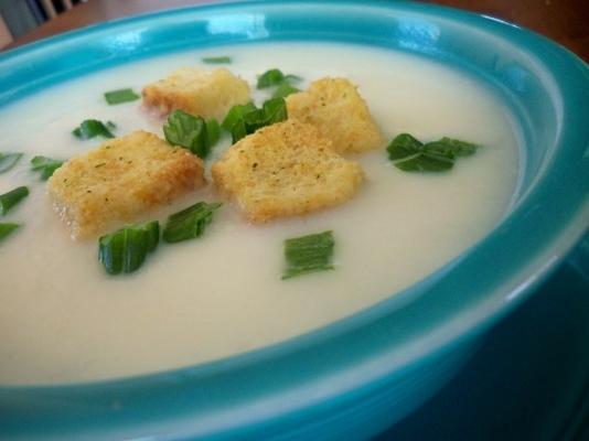 bloemkoolsoep met croutons