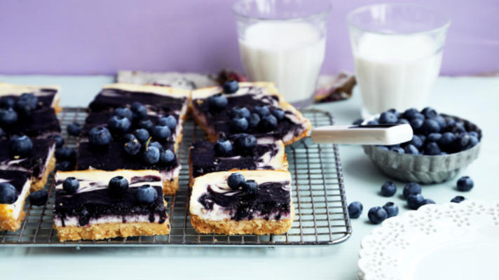 blueberry lemon oreo cheesecake bars.