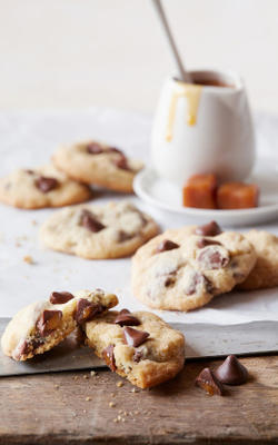 karamel gevuld delightfullsandtrade; chocolade koekjes