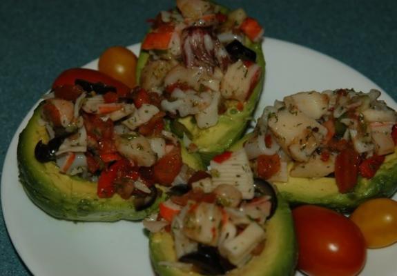 avocado gevuld met zeevruchten