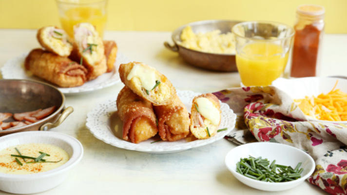 Eggs Benedict egg rolls