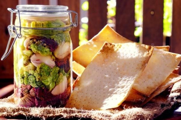 glutenvrije matze met ingemaakte sla