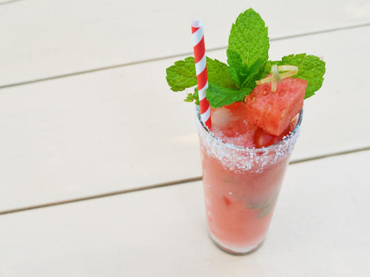 zomer watermeloen-tomaat salade mojito