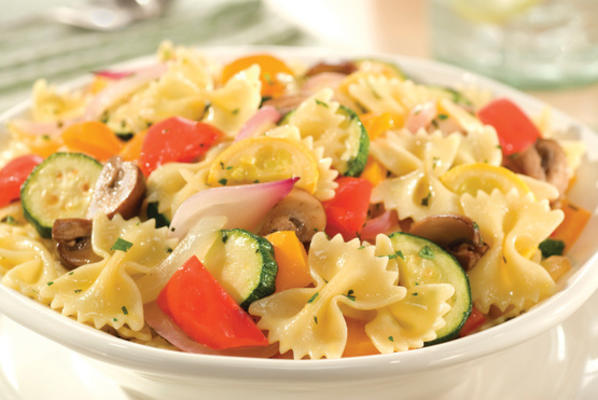 geroosterde groenten en pasta met groenten