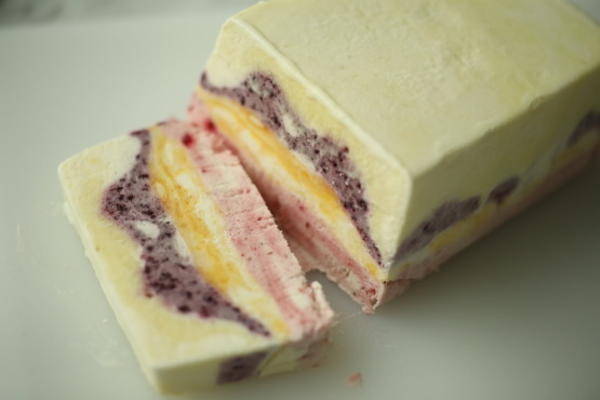 regenboog swirl semifreddo