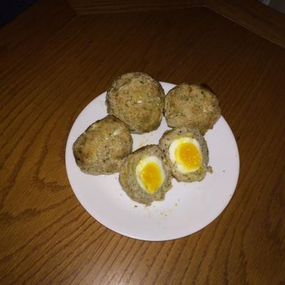 gebakken scotch eieren met mosterdsaus